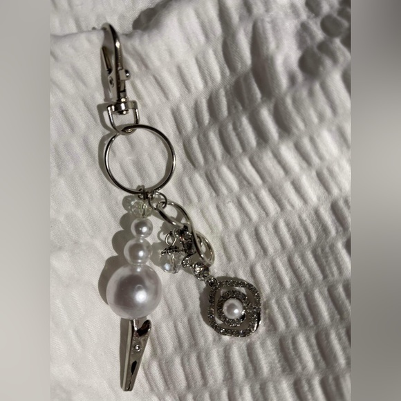 Keychain ATM Grabber and Can Opener Handcrafted - Picture 2 of 3